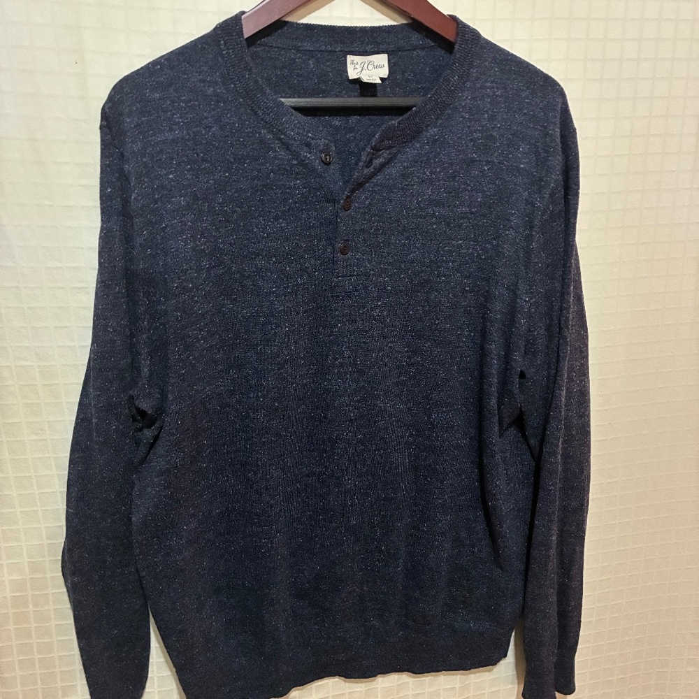 J Crew men’s sweater larger